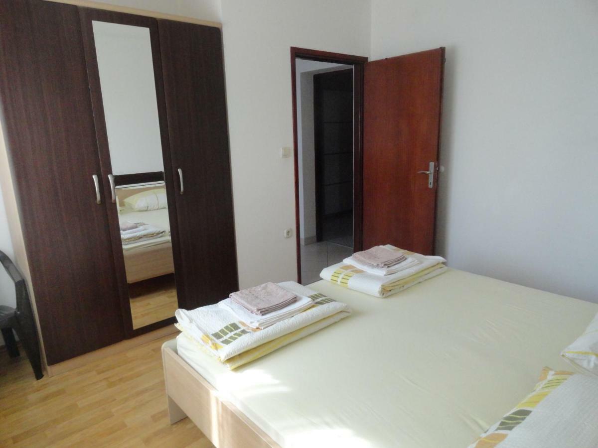 Tona Apartment Rovinjsko Selo Exterior photo